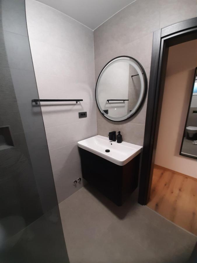 Apartman Mate ロパール エクステリア 写真
