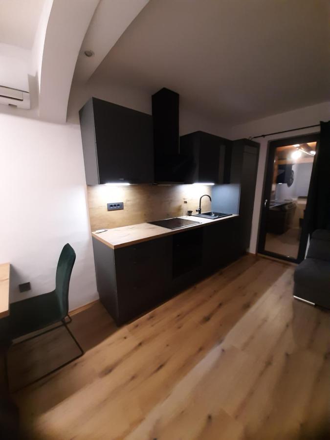 Apartman Mate ロパール エクステリア 写真